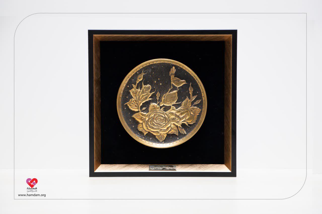 تابلو برنجی - طرح گل تک مرغ